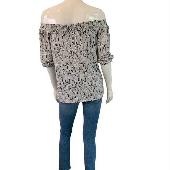 New Laundry By Shelli Segal Off the Shoulder Top M - Picture 9 of 11